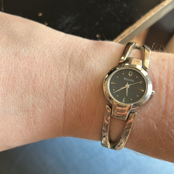 Bulova - Picture 5 of 5